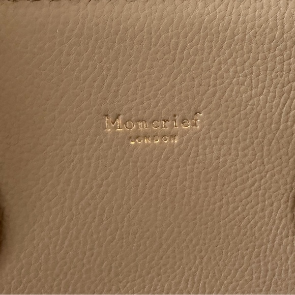 Moncrief Elegant Taupe Italian Leather Handbag, Shoulder Strap, London Designer - Picture 6 of 15